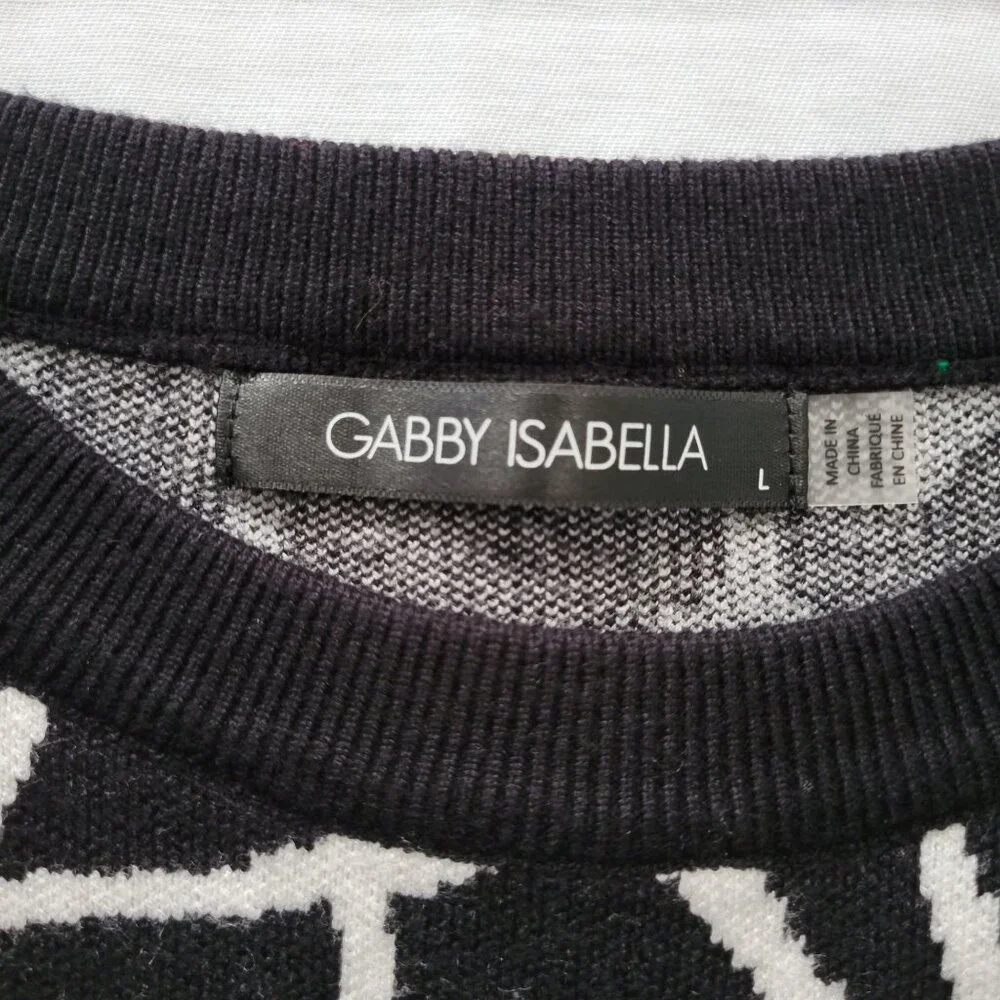 Gabby Isabella Black & White Abstract Art Graphic Sweater